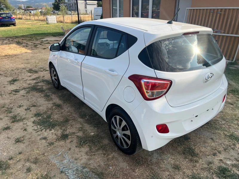 Hyundai I10 1.0i GAS, снимка 4 - Автомобили и джипове - 47549976