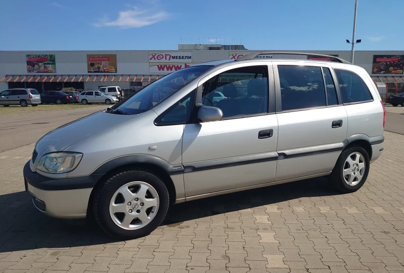 Opel Zafira 1.8 ГАЗ, снимка 3 - Автомобили и джипове - 47456078