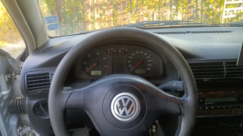 VW Passat, снимка 10 - Автомобили и джипове - 47387762