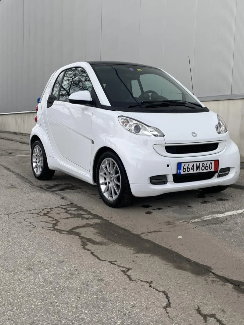 Smart Fortwo 1.0, снимка 2 - Автомобили и джипове - 51834325
