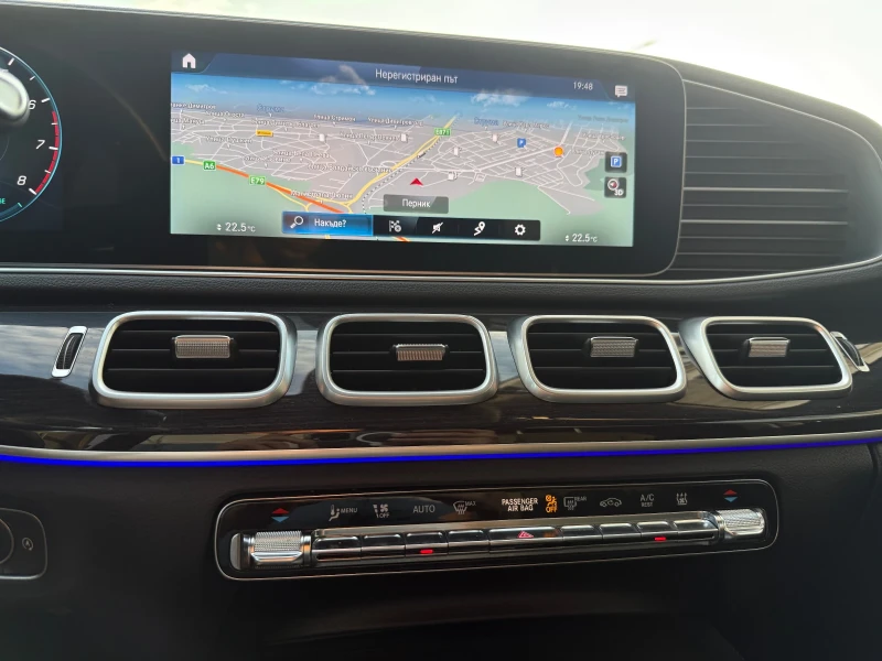 Mercedes-Benz GLE 450 AMG* MultiBeam* Distronic+ * 4matic, снимка 17 - Автомобили и джипове - 51278771