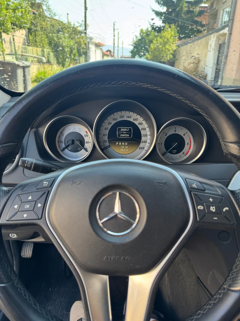 Mercedes-Benz C 250, снимка 10 - Автомобили и джипове - 52436963