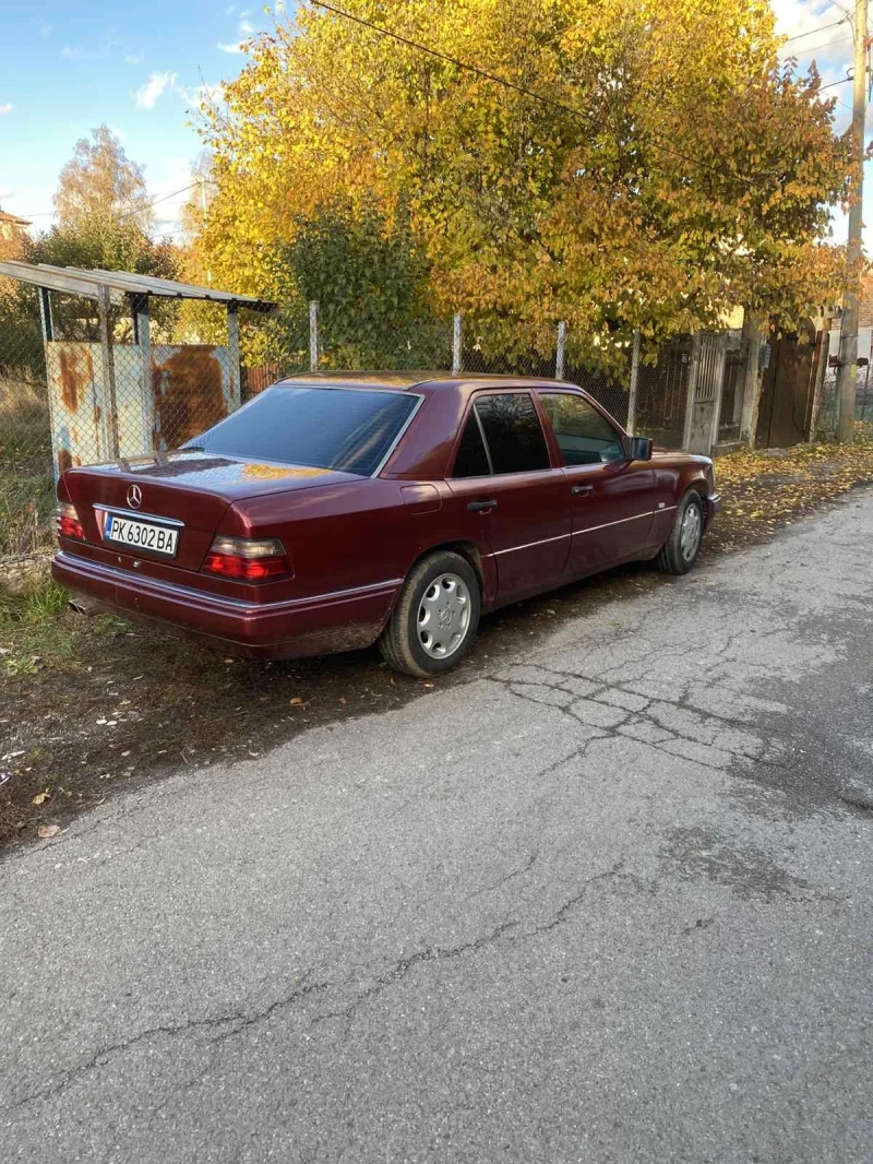 Mercedes-Benz 124 Е Класа 2.0 , снимка 2 - Автомобили и джипове - 52659869