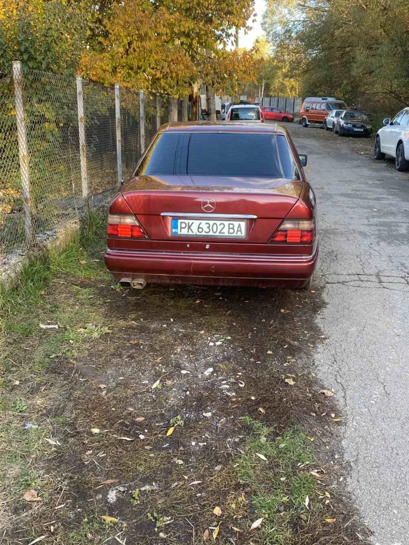 Mercedes-Benz 124 Е Класа 2.0 , снимка 3 - Автомобили и джипове - 52659869