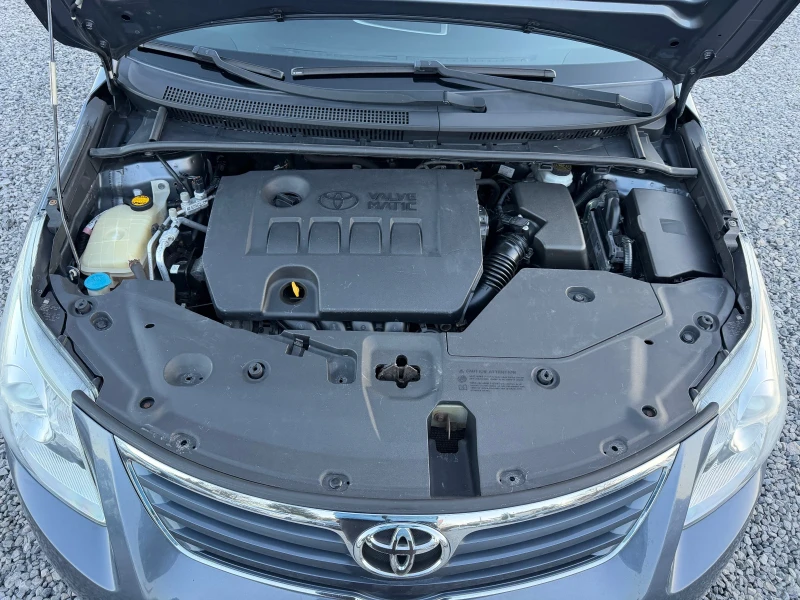 Toyota Avensis 2.0VVT-i,  Бензин, 152Hp, Навигация, 2компл.Джанти, снимка 14 - Автомобили и джипове - 52818089