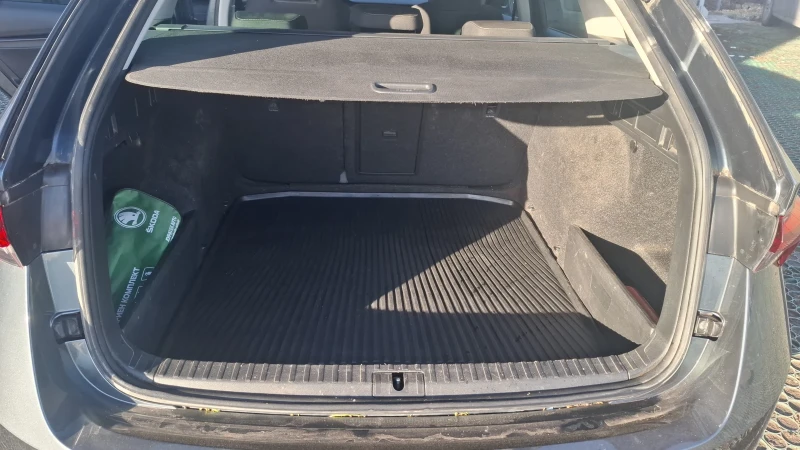 Skoda Octavia, снимка 8 - Автомобили и джипове - 53262200