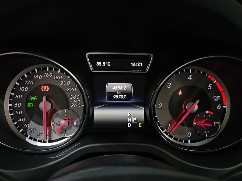 Mercedes-Benz CLA  C117 Cla200 Cdi, снимка 8 - Автомобили и джипове - 54881487