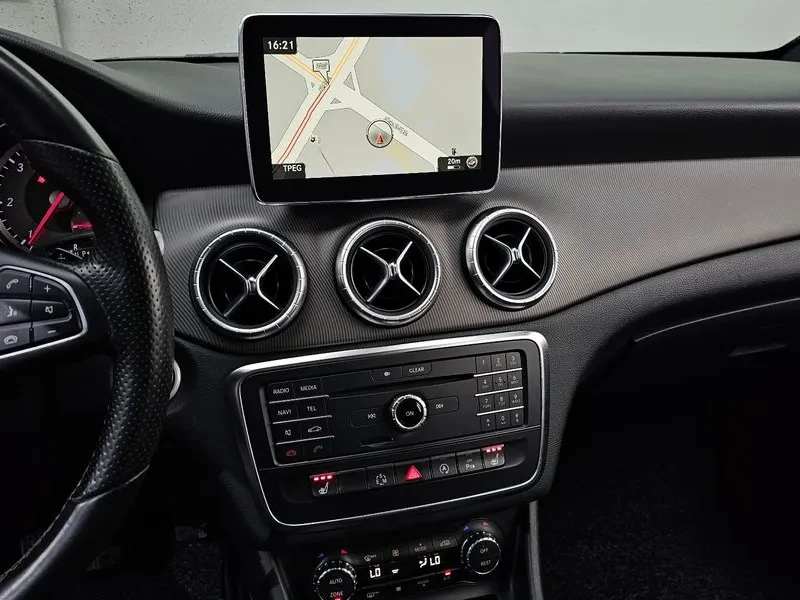 Mercedes-Benz CLA  C117 Cla200 Cdi, снимка 14 - Автомобили и джипове - 54881487
