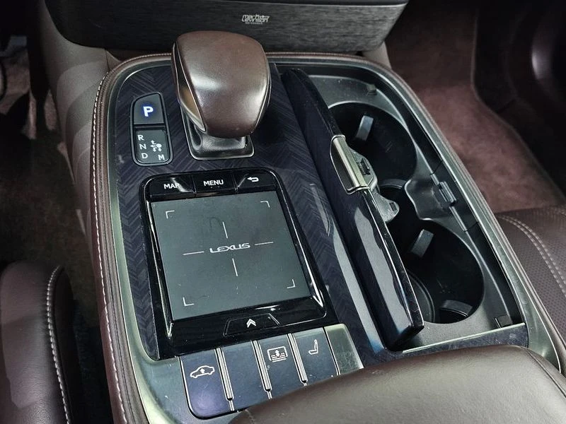 Lexus LS 3.4 Automatic, снимка 9 - Автомобили и джипове - 55825032