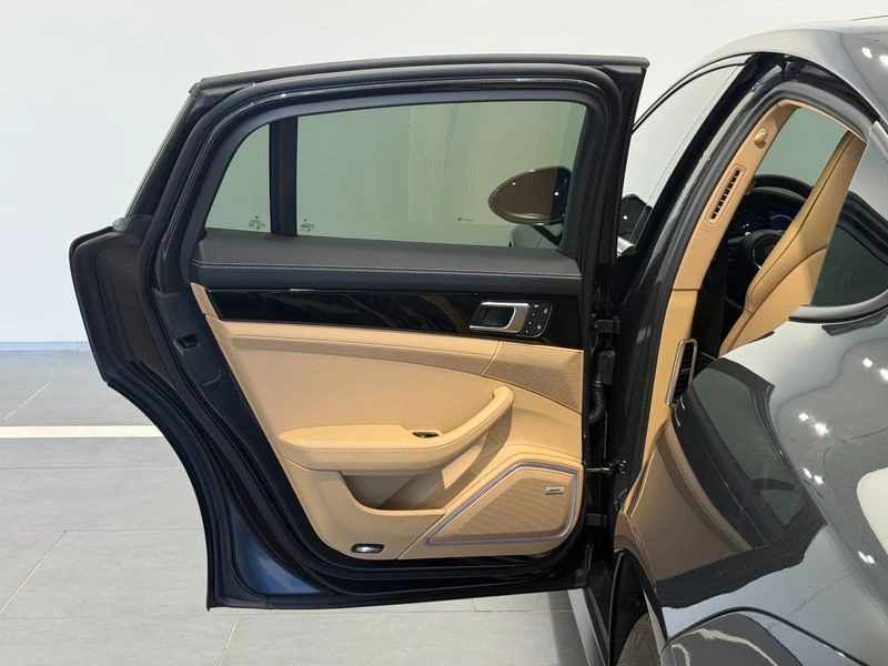 Porsche Panamera 2.9 Automatic, снимка 9 - Автомобили и джипове - 55906362
