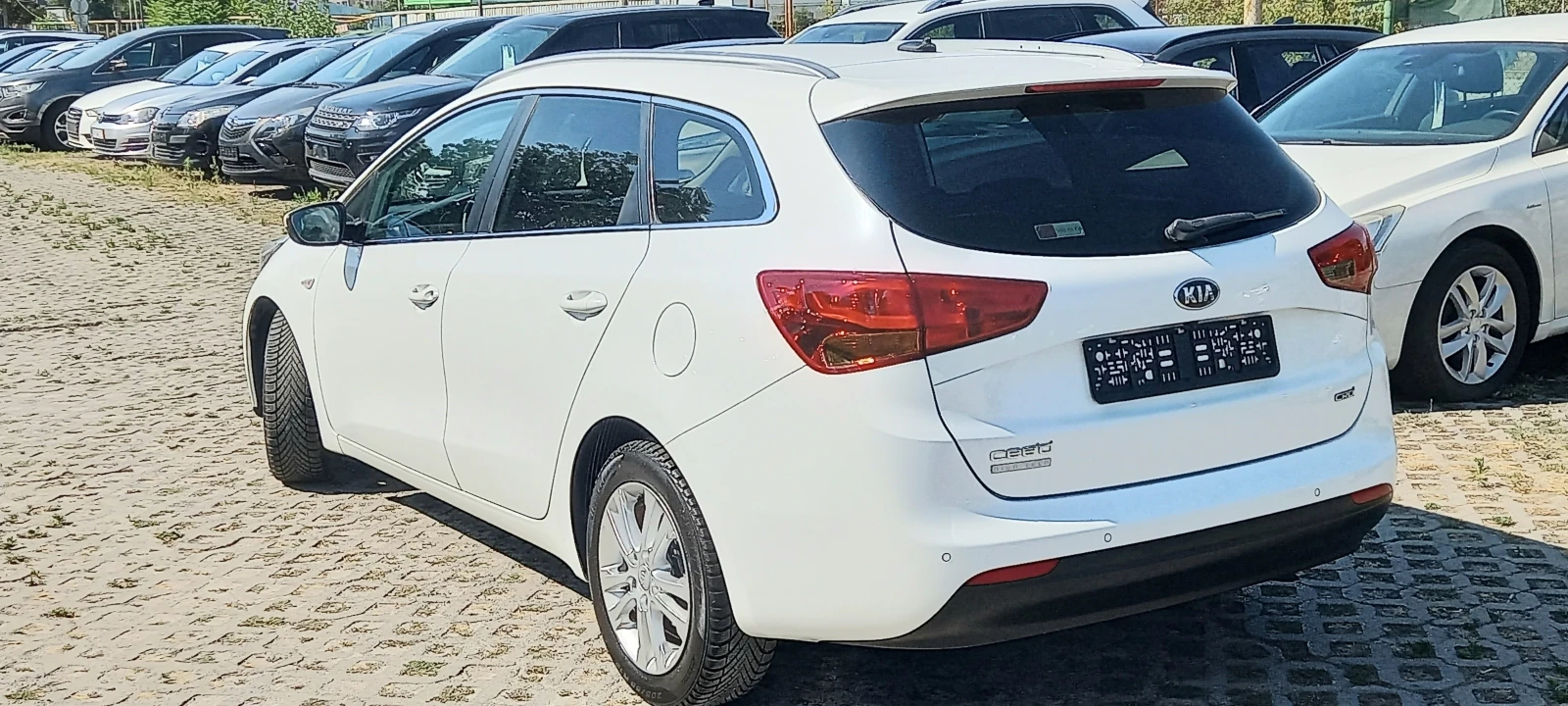 Kia Ceed FULL ИЗКЛЮЧИТЕЛА СЕРВИ КНИЖК УНИКТ ОБСЛУЖ ЛЕД НАВИ - изображение 4