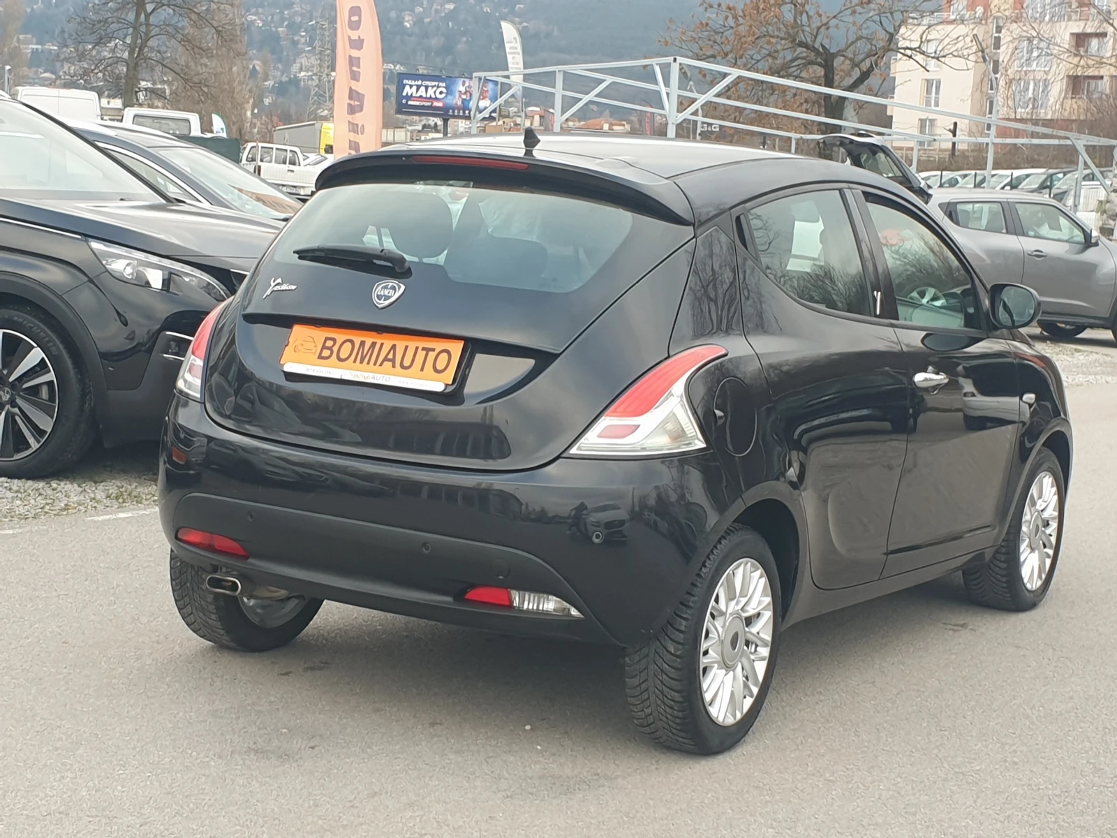 Lancia Ypsilon 1.2i* EURO-6B* 5 ВРАТИ/Klima*  - изображение 4