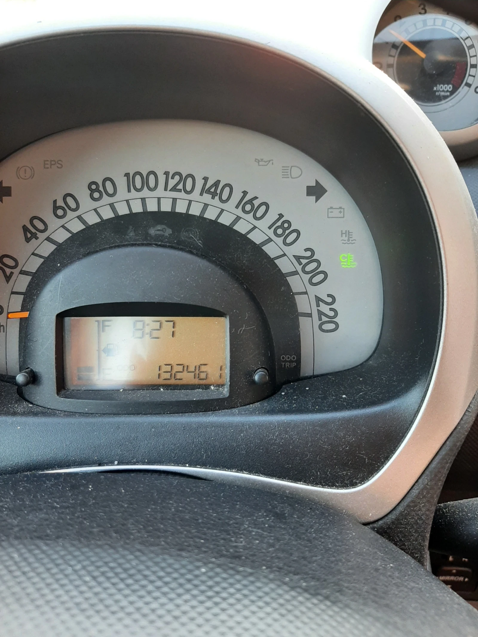 Daihatsu Sirion  - изображение 2