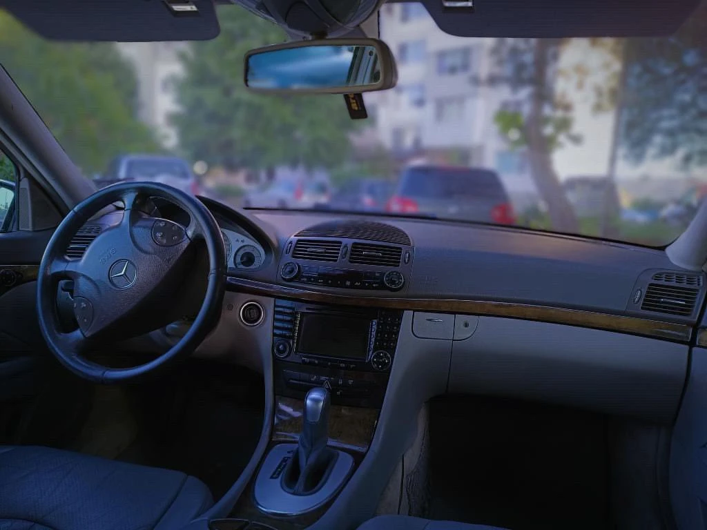 Mercedes-Benz E 270 2.7 - изображение 6