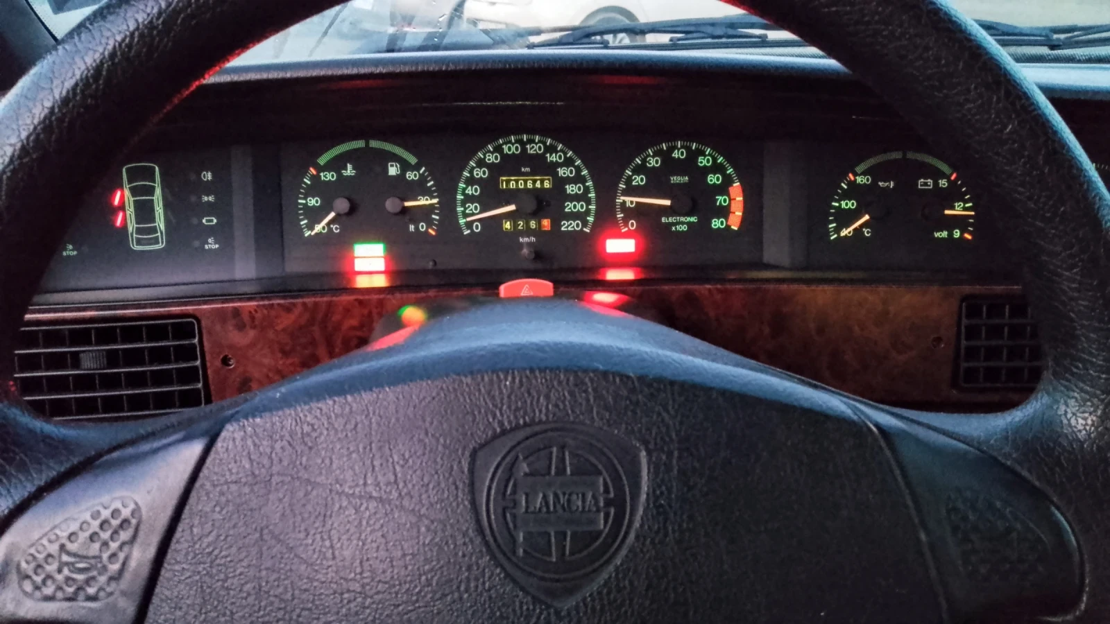 Lancia Dedra 1.8 ie LS - изображение 9