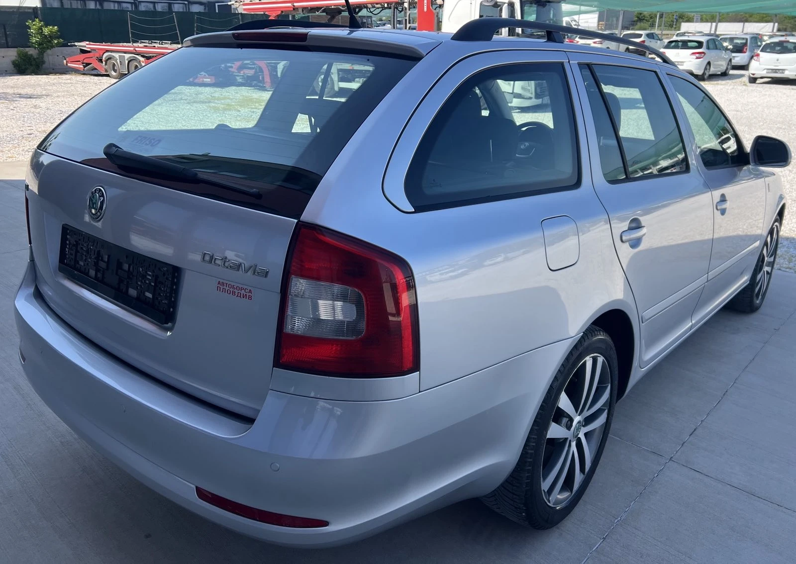 Skoda Octavia 1.6TDi - изображение 5