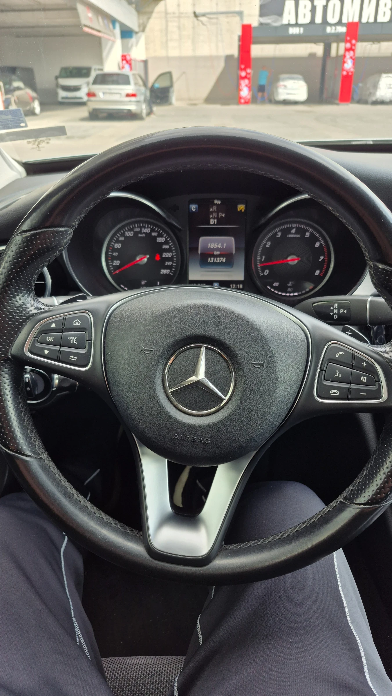 Mercedes-Benz C 180  - изображение 6