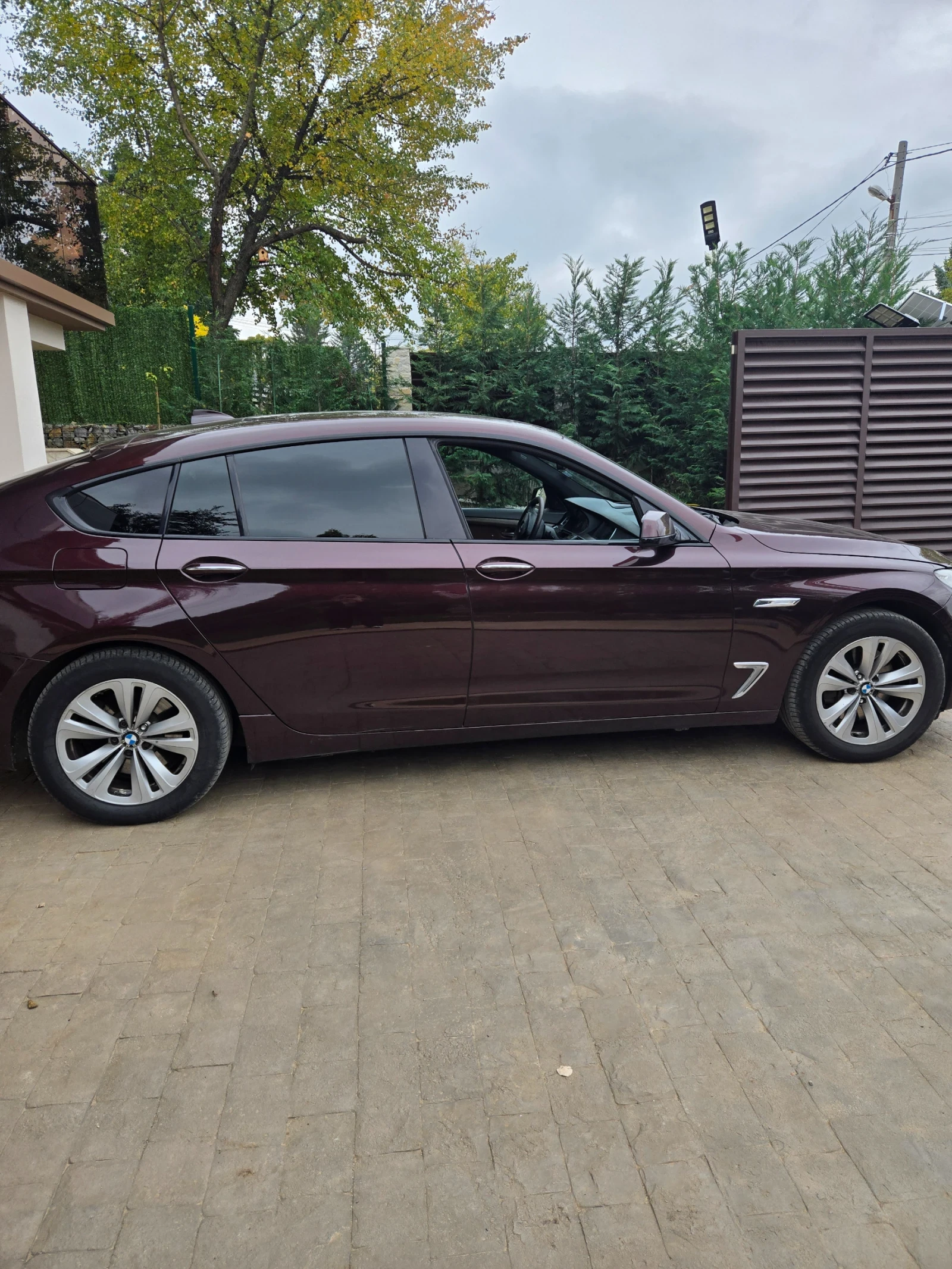 BMW 5 Gran Turismo  - изображение 3