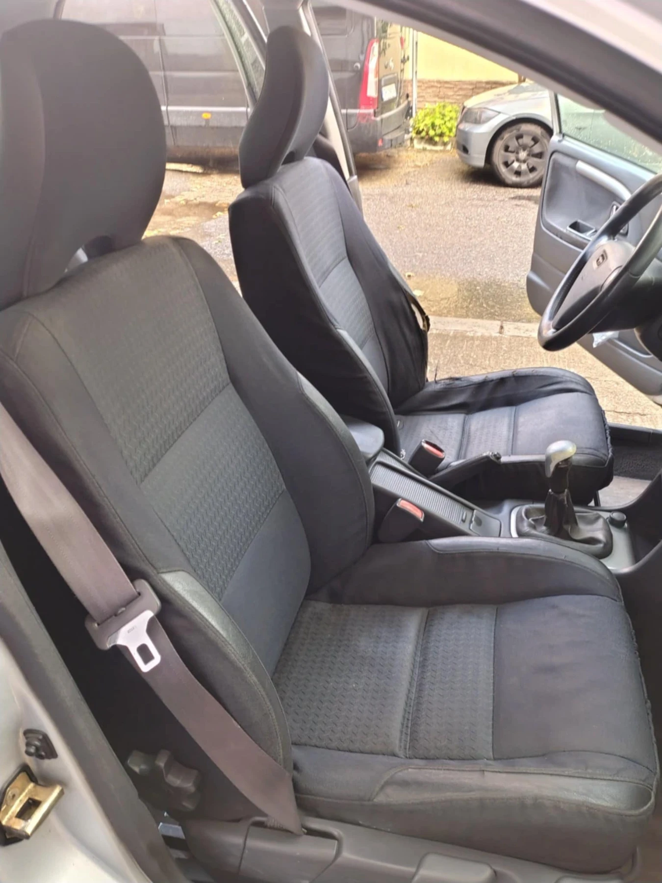 Volvo S40  - изображение 7