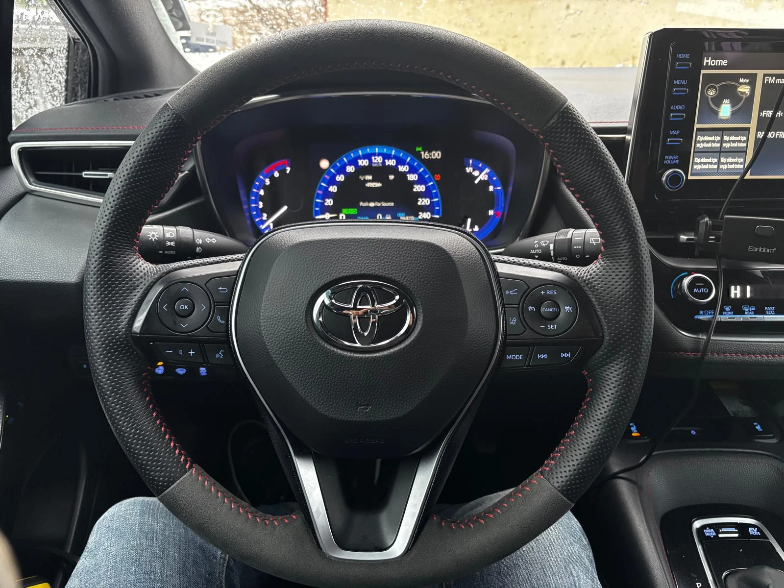 Toyota Corolla 1.8, ГАРАНЦИЯ, снимка 14 - Автомобили и джипове - 53741041