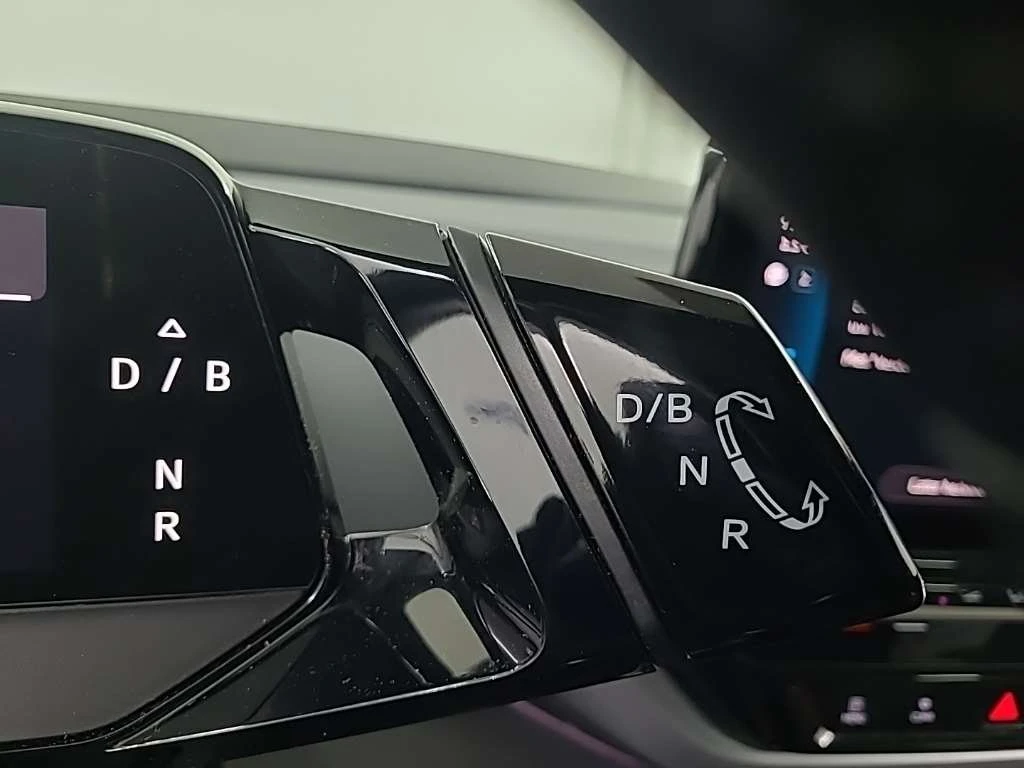 VW ID.4, снимка 9 - Автомобили и джипове - 53959604