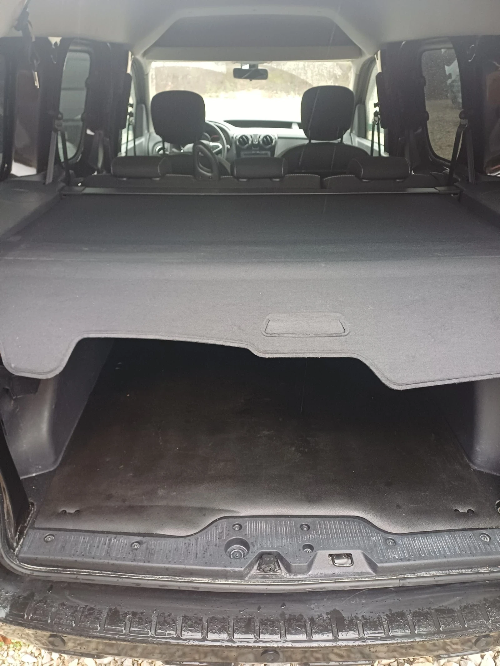 Dacia Dokker 1.6 gas klima, снимка 7 - Автомобили и джипове - 54058862