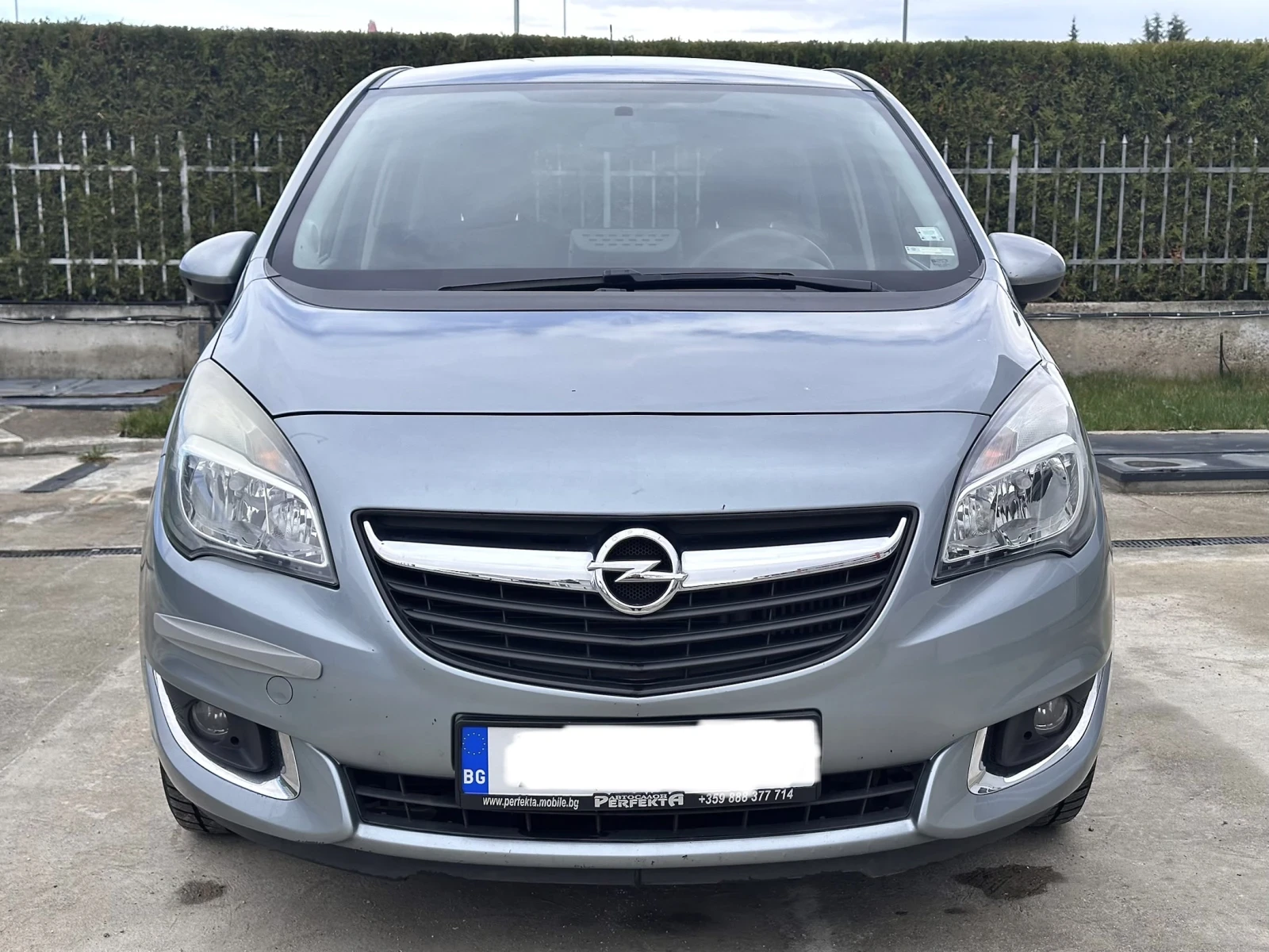 Opel Meriva 1.4T газ/бензин* AndroidAuto* Регистриран, снимка 2 - Автомобили и джипове - 54081786