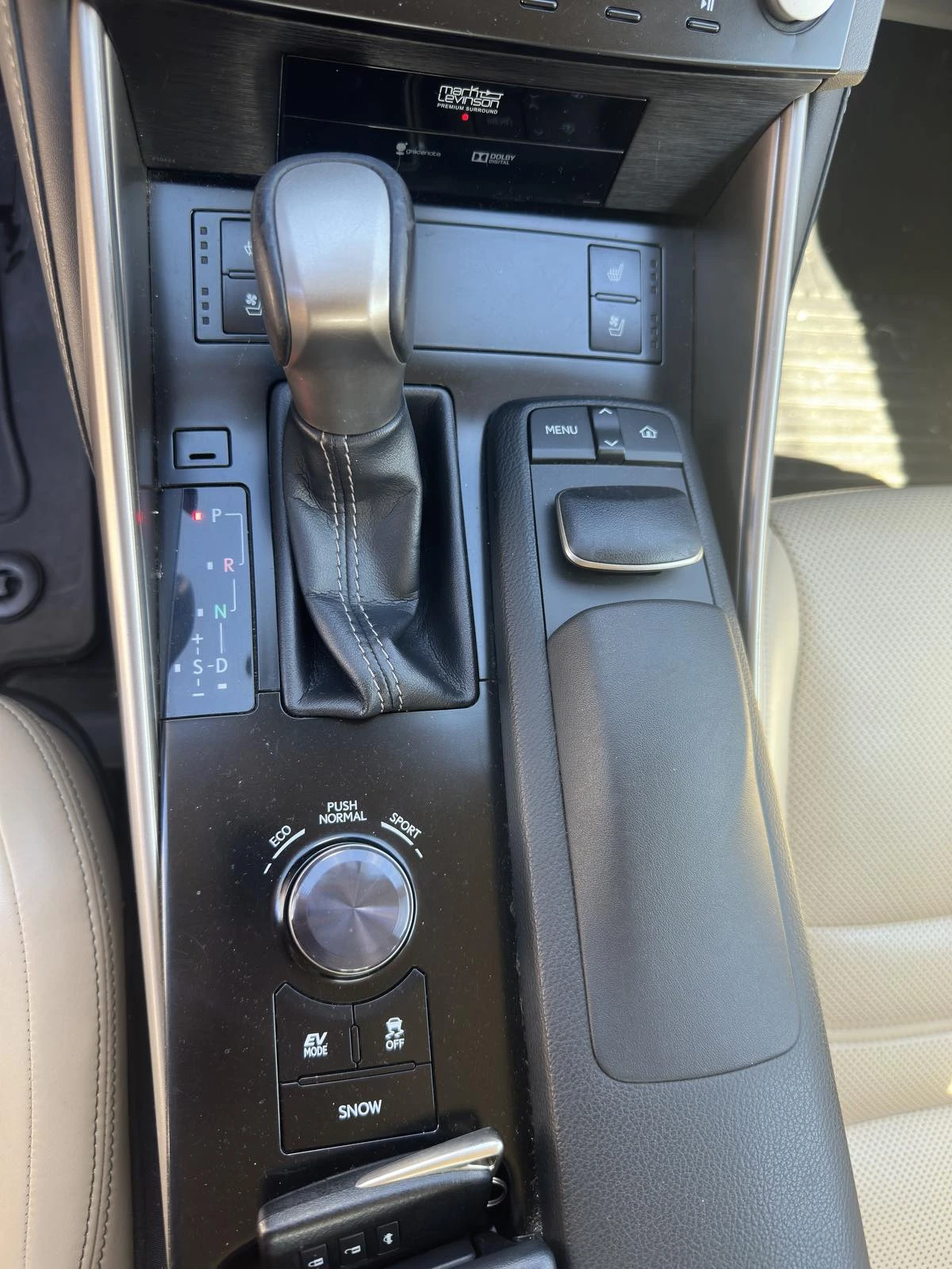 Lexus IS 300 HYBRID/ШИБЕДАХ/2013, снимка 9 - Автомобили и джипове - 54596142