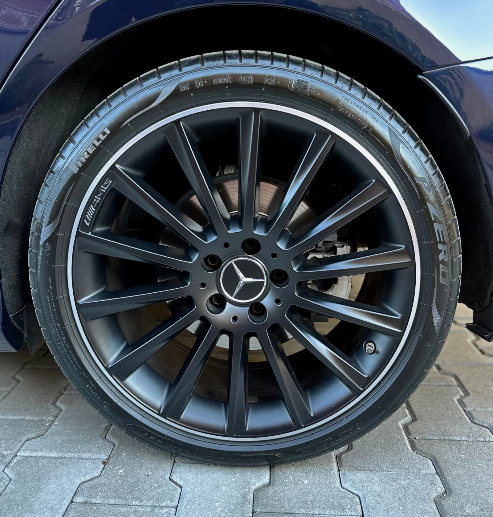 Mercedes-Benz C 220 * FULL* AMG* 4MATIC* BURMESTER* NIGHT PACKAGE* , снимка 15 - Автомобили и джипове - 54756182