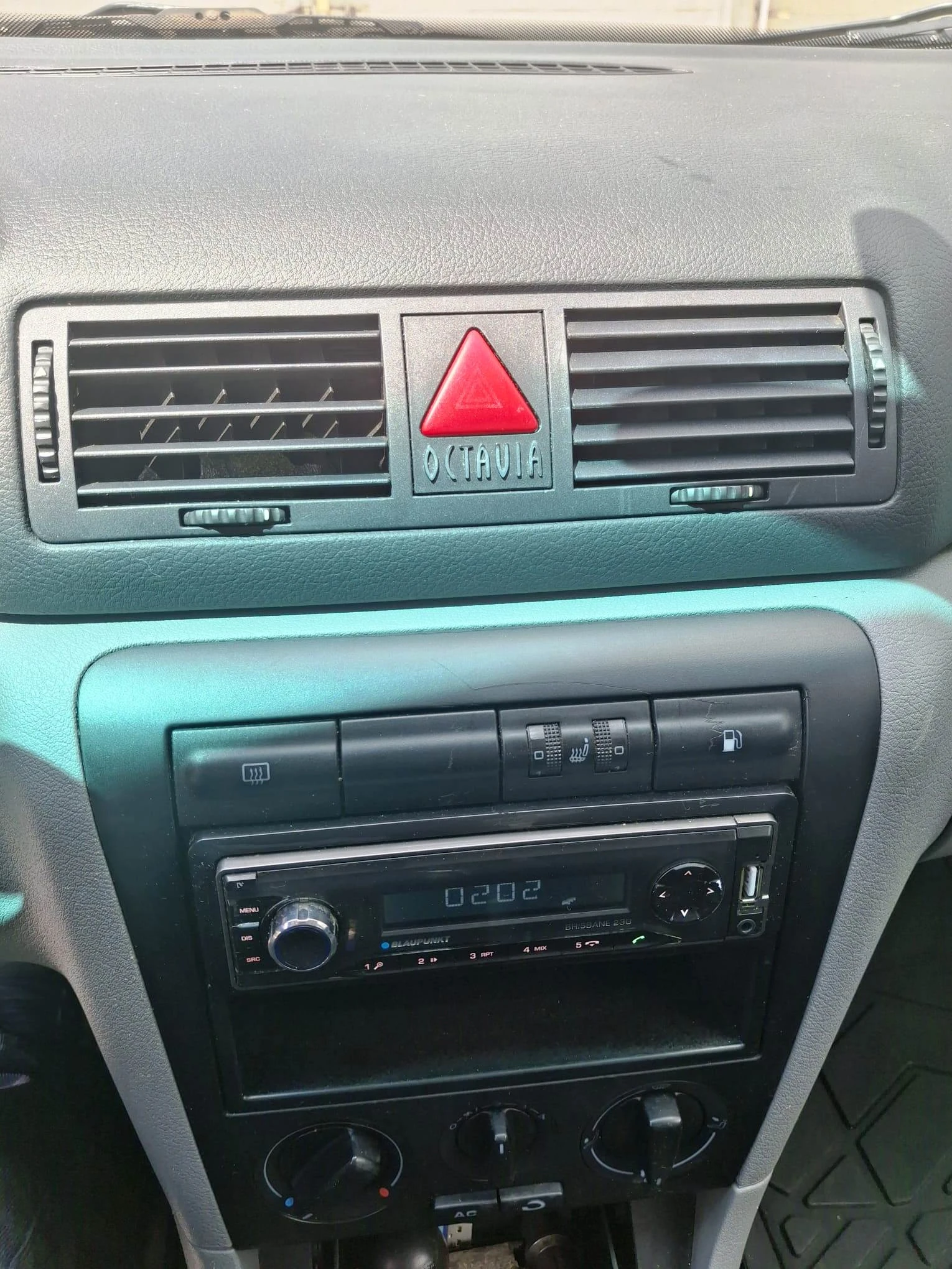 Skoda Octavia 1, 9 TDI ������ �� | Mobile.bg � ����������� 11