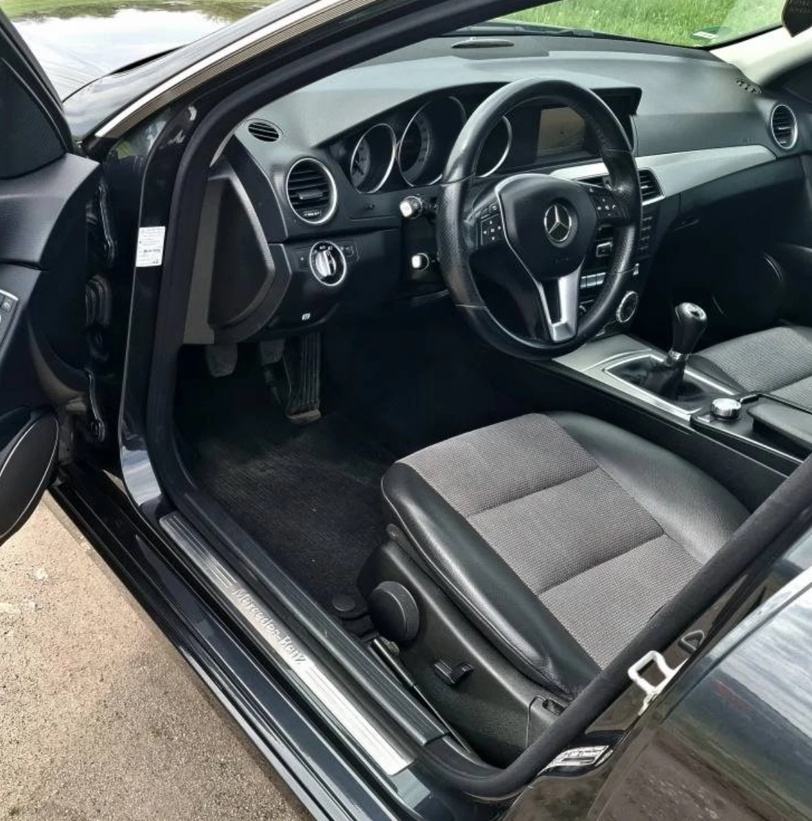 Mercedes-Benz C 200, снимка 6 - Автомобили и джипове - 55653762
