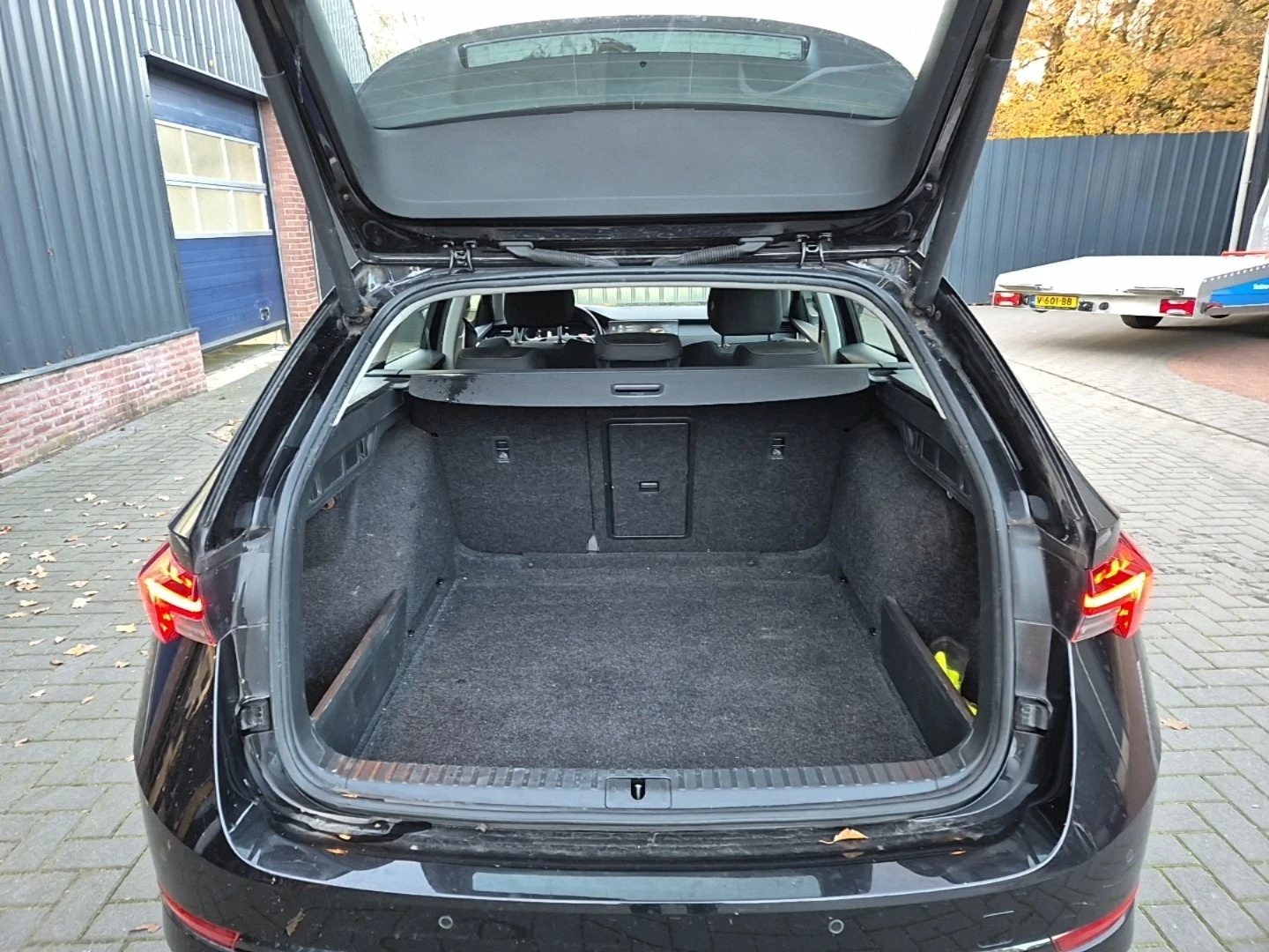 Skoda Octavia, снимка 8 - Автомобили и джипове - 55884898