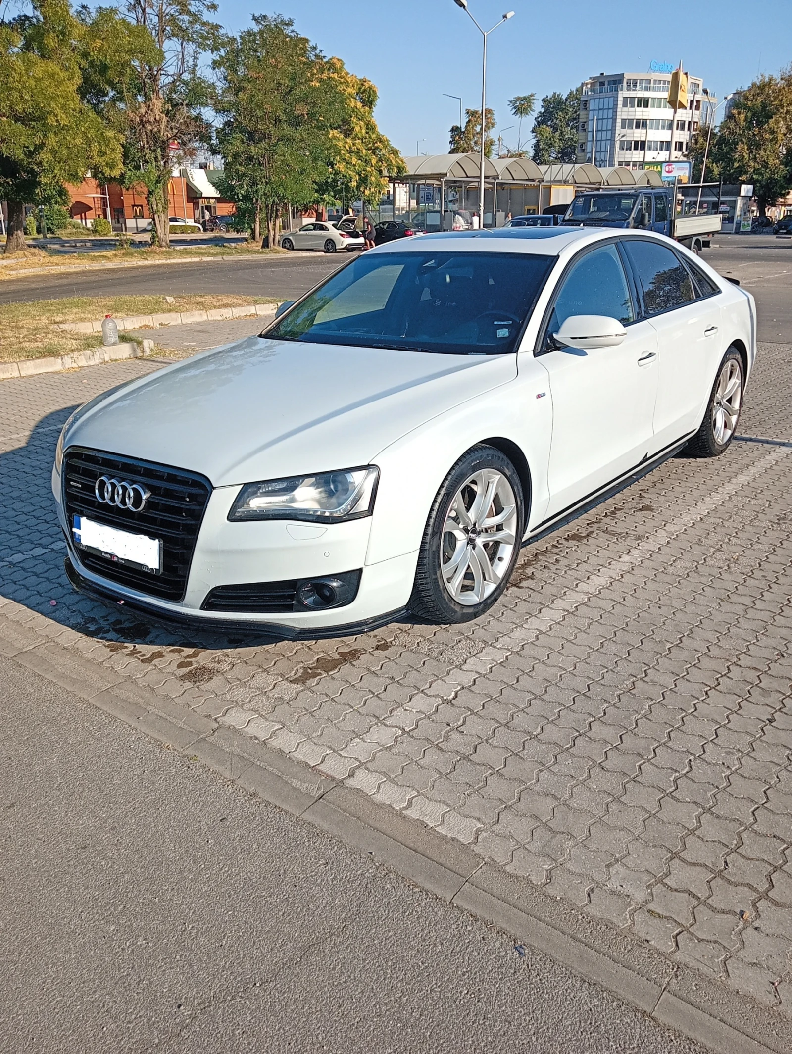 Audi A8 4.2 TDI, снимка 2 - Автомобили и джипове - 56039903