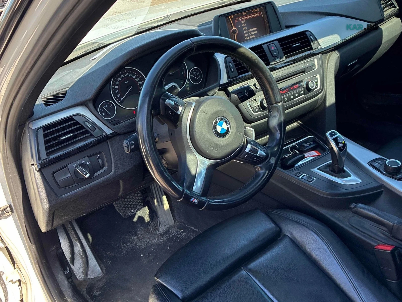 BMW 335 xDrive * M Pack * АвтоКредит * (ЦЕНА ДО БГ), снимка 9 - Автомобили и джипове - 56136205
