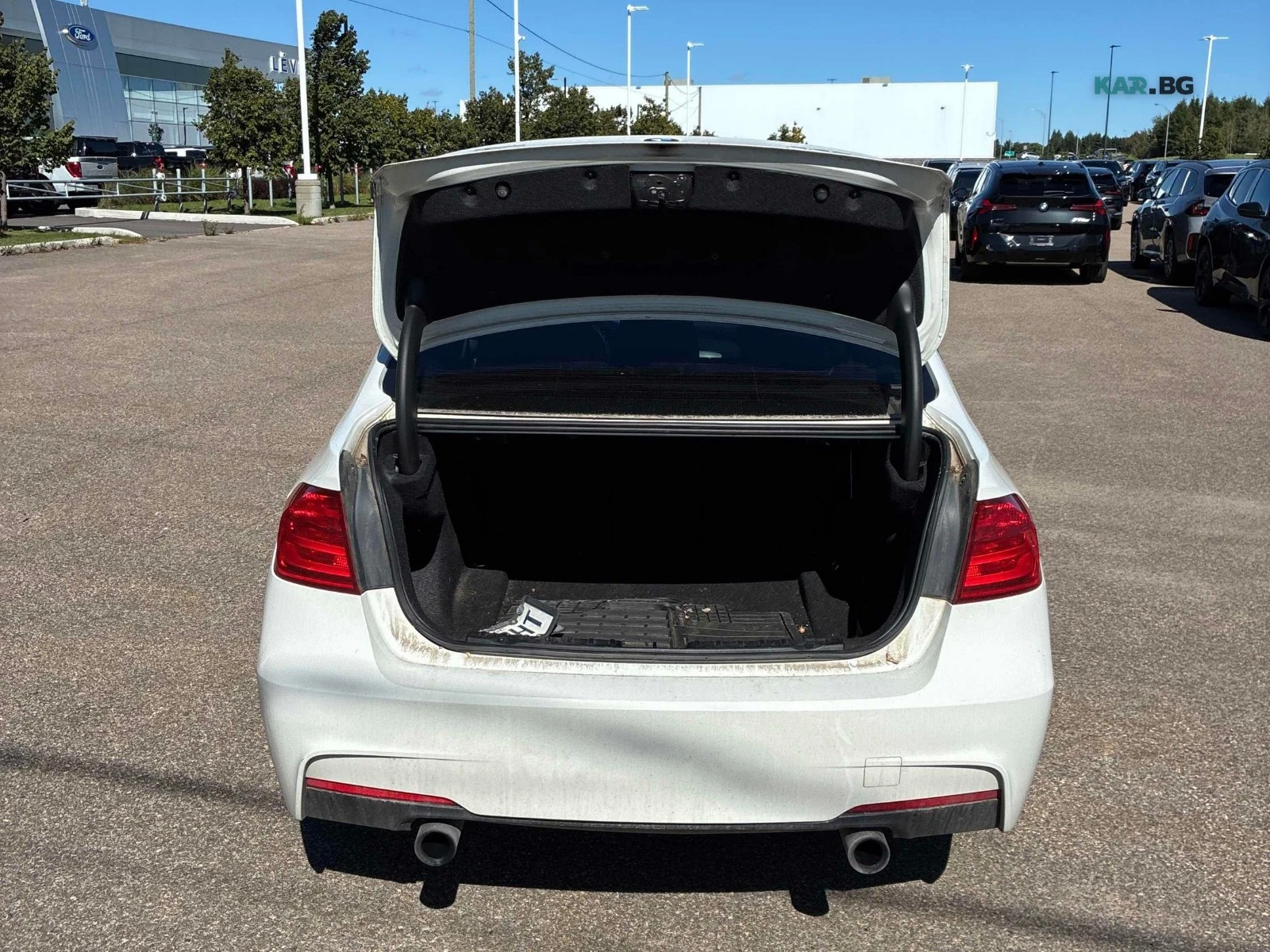BMW 335 xDrive * M Pack * АвтоКредит * (ЦЕНА ДО БГ), снимка 6 - Автомобили и джипове - 56136205