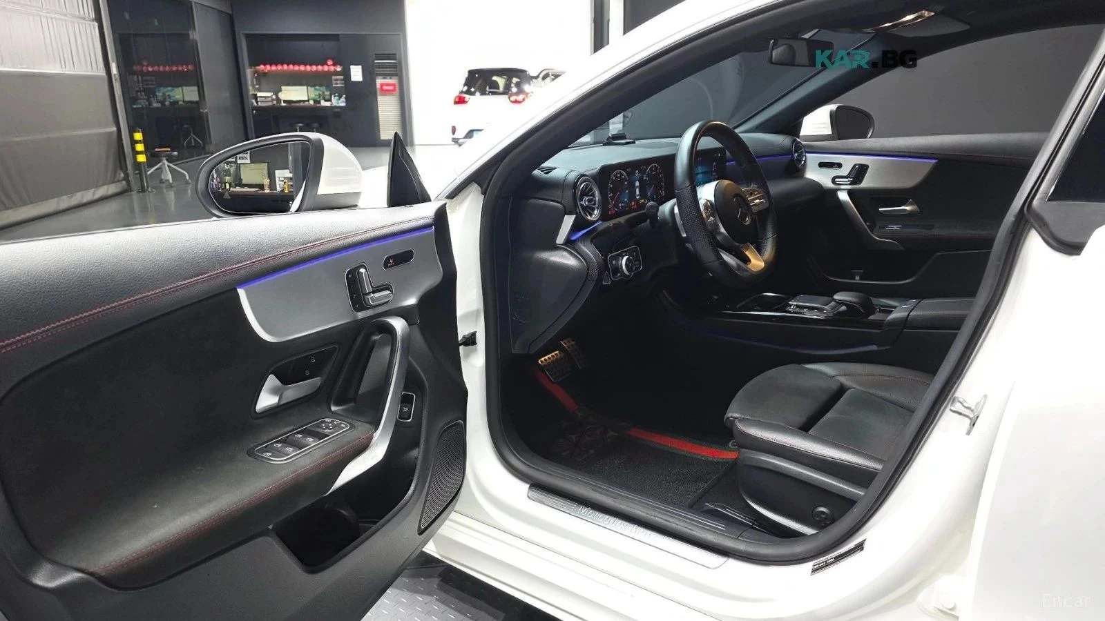 Mercedes-Benz CLA 250, снимка 5 - Автомобили и джипове - 56710836