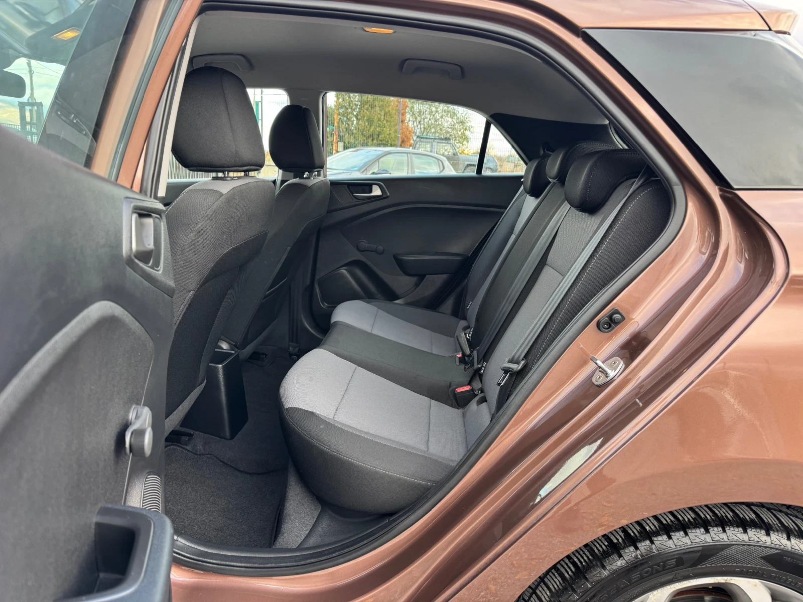 Hyundai I20 1.0T Facelift!! Klima!! Euro 6 !!! | Mobile.bg � ����������� 15