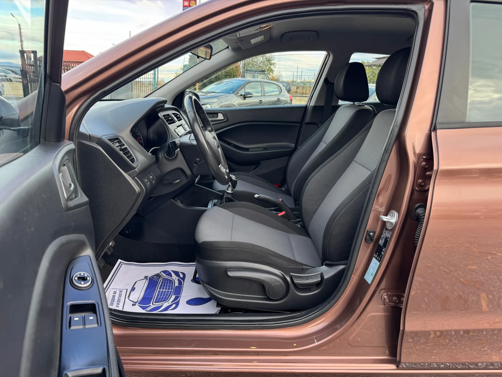 Hyundai I20 1.0T Facelift!! Klima!! Euro 6 !!! | Mobile.bg � ����������� 11