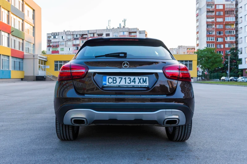 Mercedes-Benz GLA 220 4 matic, снимка 3 - Автомобили и джипове - 52356674