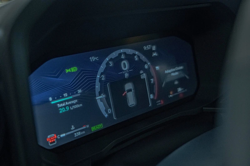 Toyota Land cruiser J250/i-Force MAX/4WD/Обдухване/Lane Assist/Virtual, снимка 11 - Автомобили и джипове - 52266013