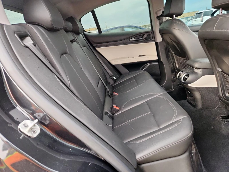 Alfa Romeo Stelvio SPORT, снимка 10 - Автомобили и джипове - 52484876