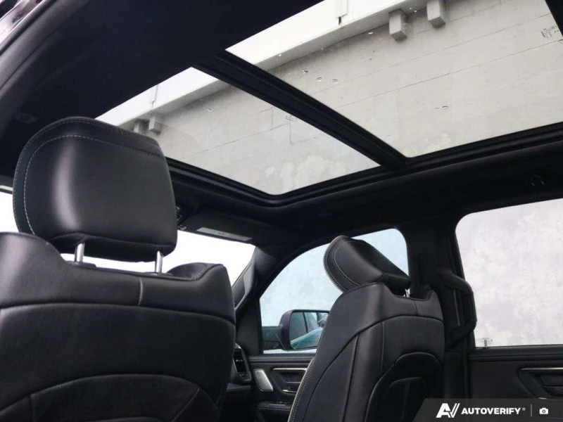 Dodge RAM 1500 * Limited * CARFAX * БЕЗ ПЪРВОНАЧАЛНА ВНОСКА, снимка 11 - Автомобили и джипове - 53087323