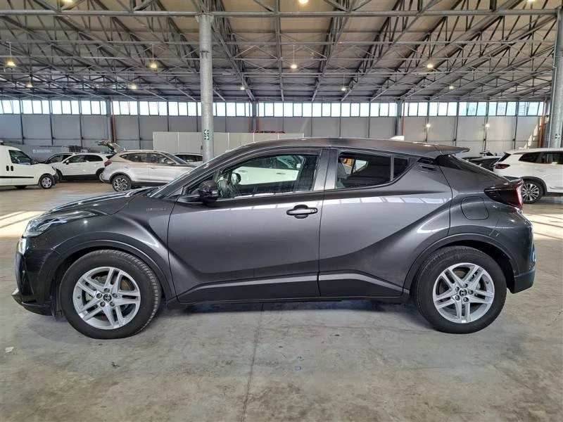 Toyota C-HR 1.8/57000км/Забележки/Keyless/Камера/Подгрев - изображение 3