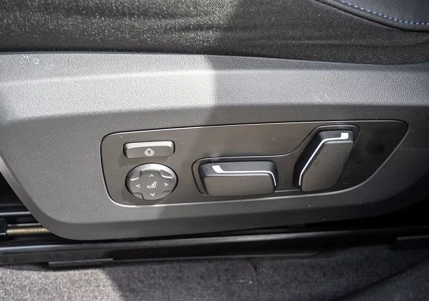 BMW X3 20i xDrive = M-Sport = Shadow Line Гаранция, снимка 5 - Автомобили и джипове - 54884906