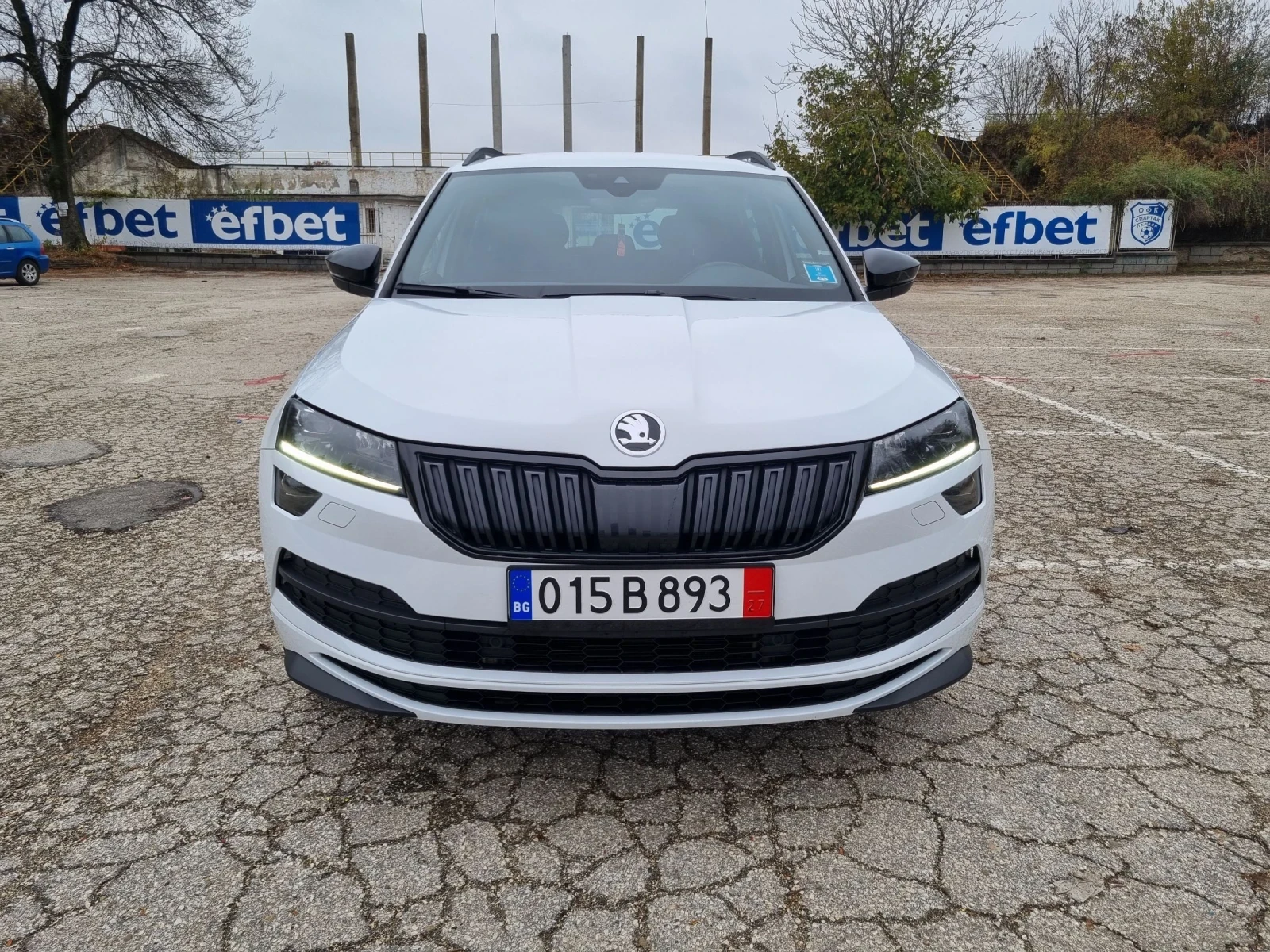 Skoda Karoq 2.0TDI 4x4 150кс Sport Line Recaro Matrix Digital - изображение 5