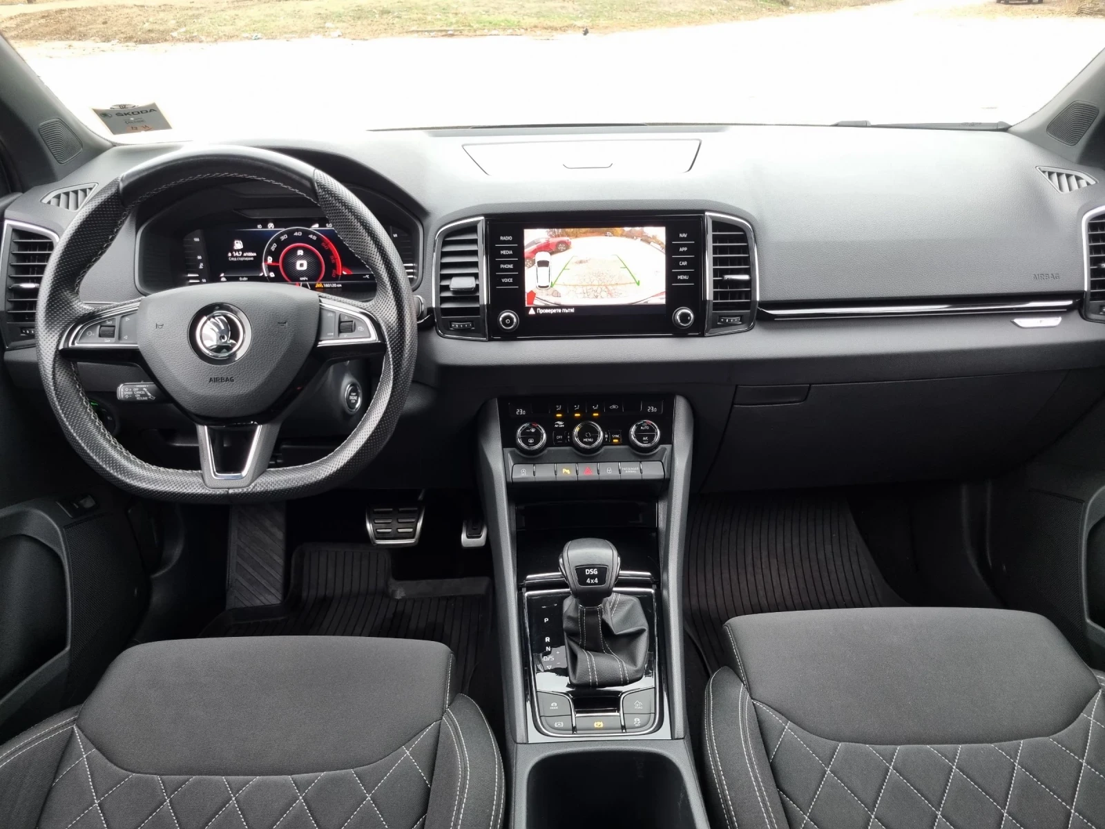 Skoda Karoq 2.0TDI 4x4 150кс Sport Line Recaro Matrix Digital - изображение 9