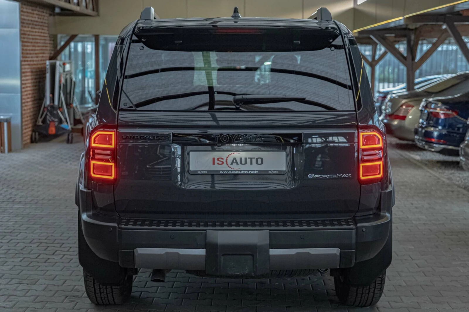 Toyota Land cruiser J250/i-Force MAX/4WD/Обдухване/Lane Assist/Virtual - изображение 4
