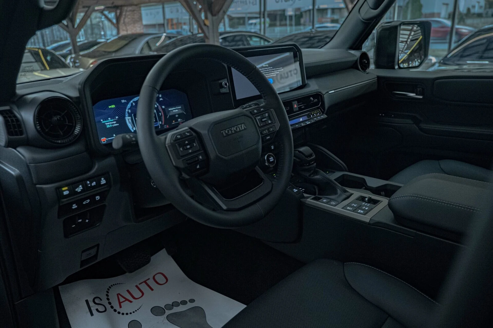 Toyota Land cruiser J250/i-Force MAX/4WD/Обдухване/Lane Assist/Virtual - изображение 7