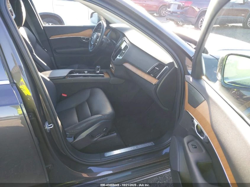 Volvo Xc90 * B6 PLUS BRIGHT THEME* КУПИ СЕГА* ФИКС.ЦЕНА*  - изображение 4