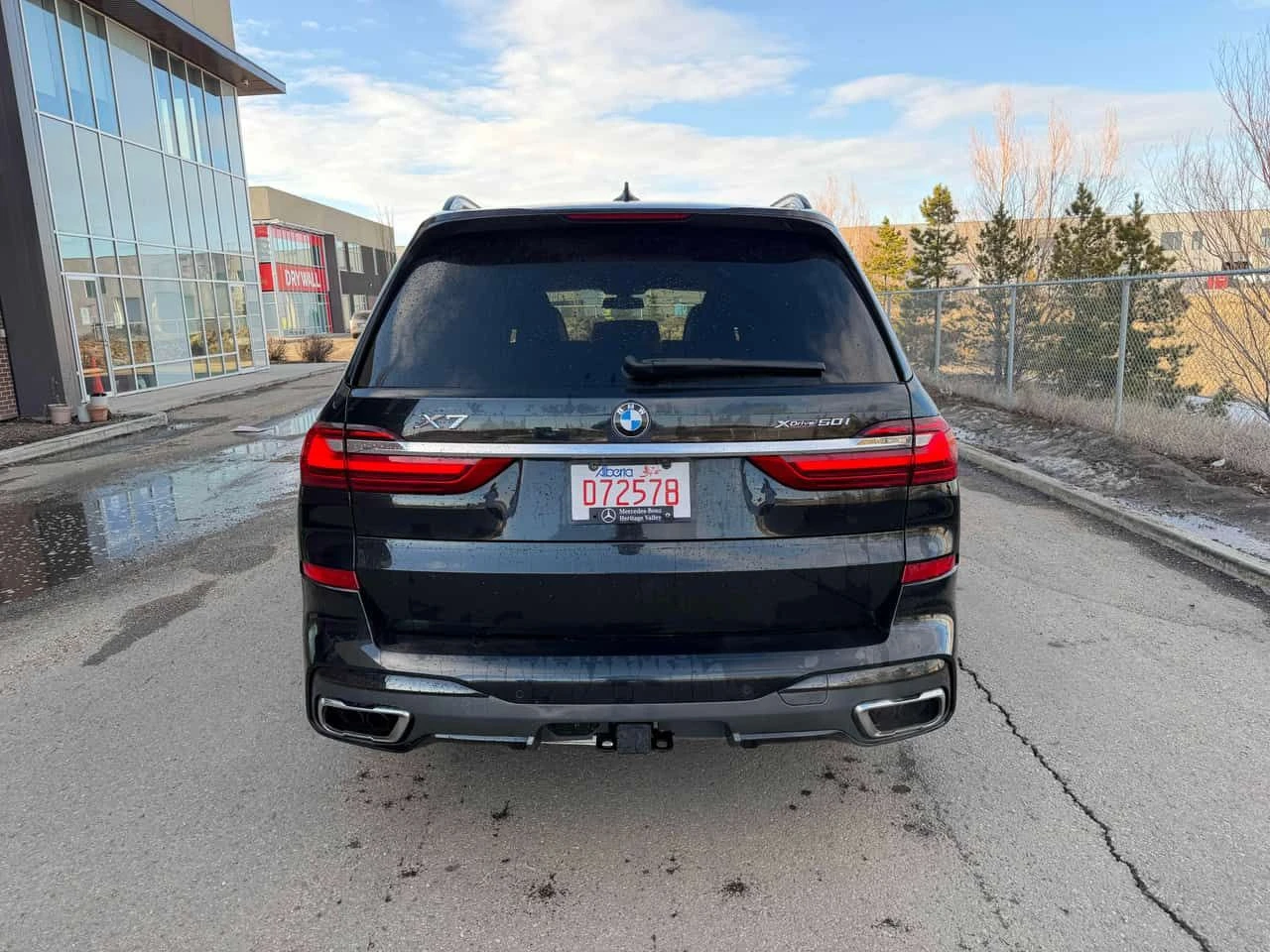 BMW X7 xDrive50i/ПАНОРАМА/B&W/ОБДУХВАНЕ/360/ДИСТРОНИК, снимка 5 - Автомобили и джипове - 54155523